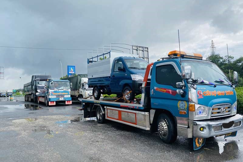 Gara Cứu Hộ Ô Tô Hoàng Phú
