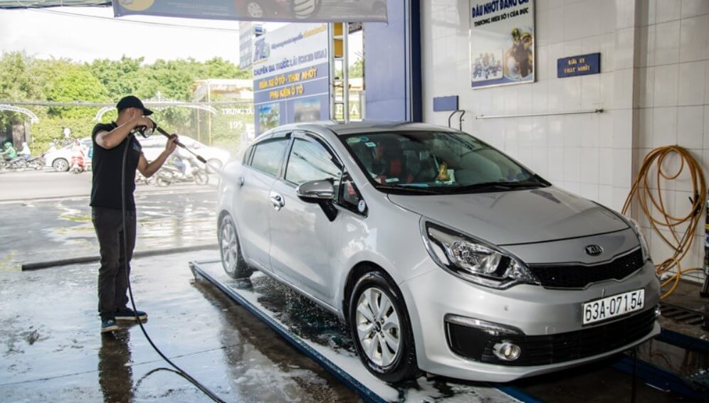 Hình thức dịch vụ rửa xe phổ biến hiện nay