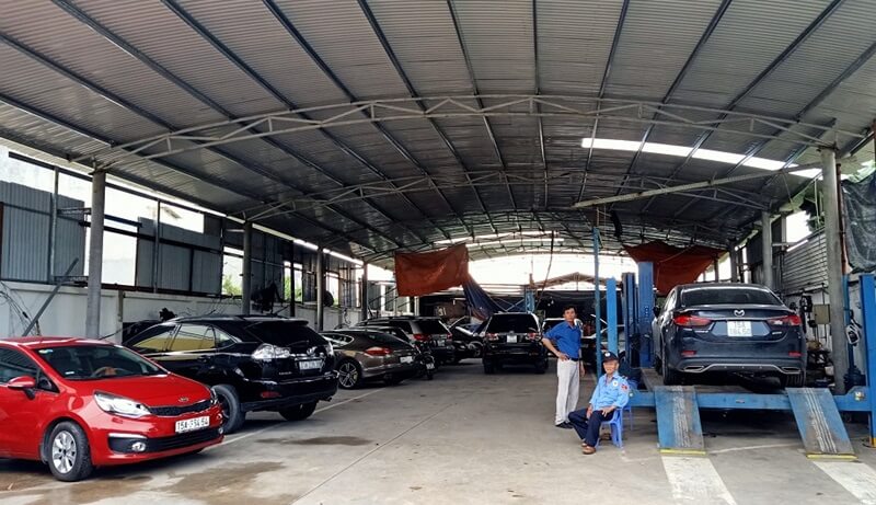 Gara ô tô Bốn Mùa