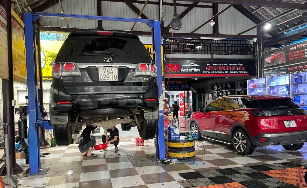 Gara ô tô Auto365 Phú Yên