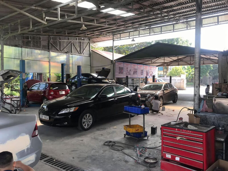 Gara ô tô Quang Trường
