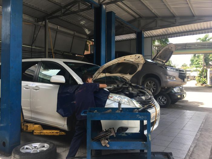Gara ô tô Thái Liên